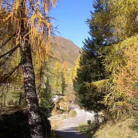 Chasa Adriana Apartamento